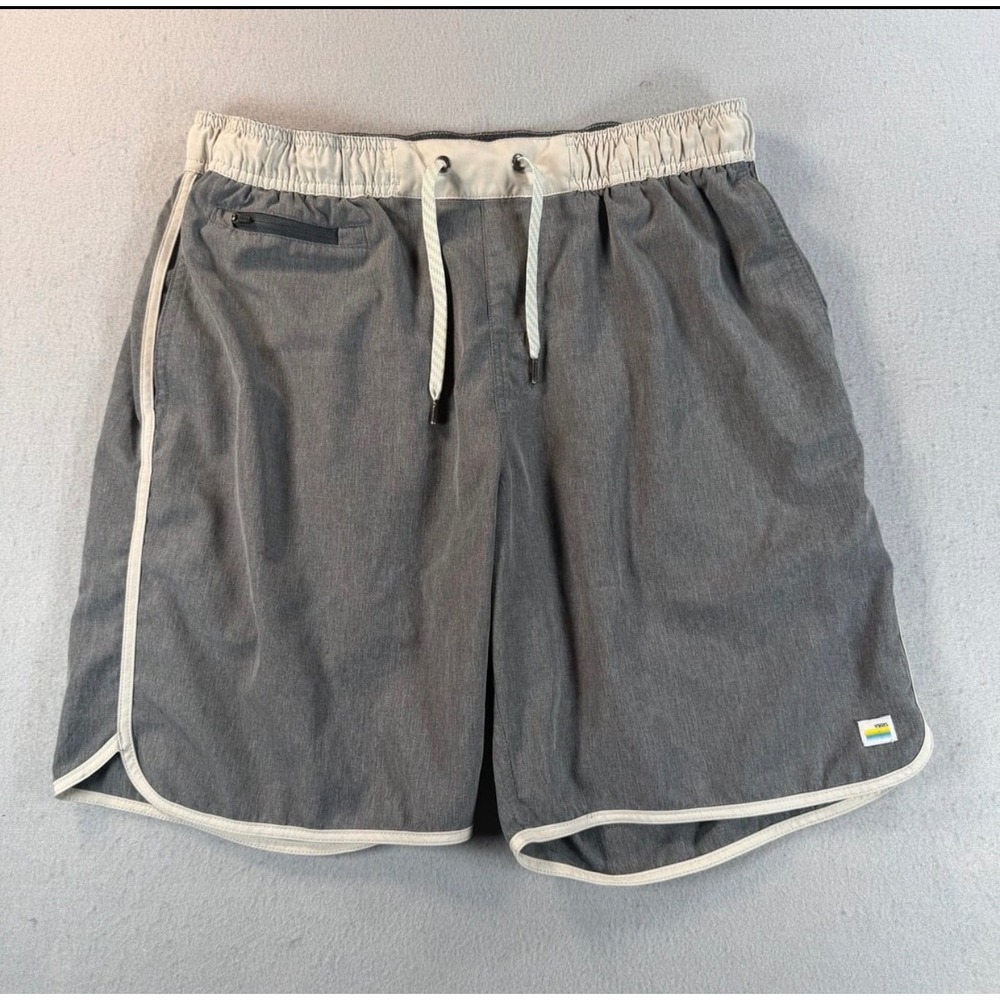 Vuori Banks Shorts Mens Charcoal Gray Heather Athletic Performance Swim Medium